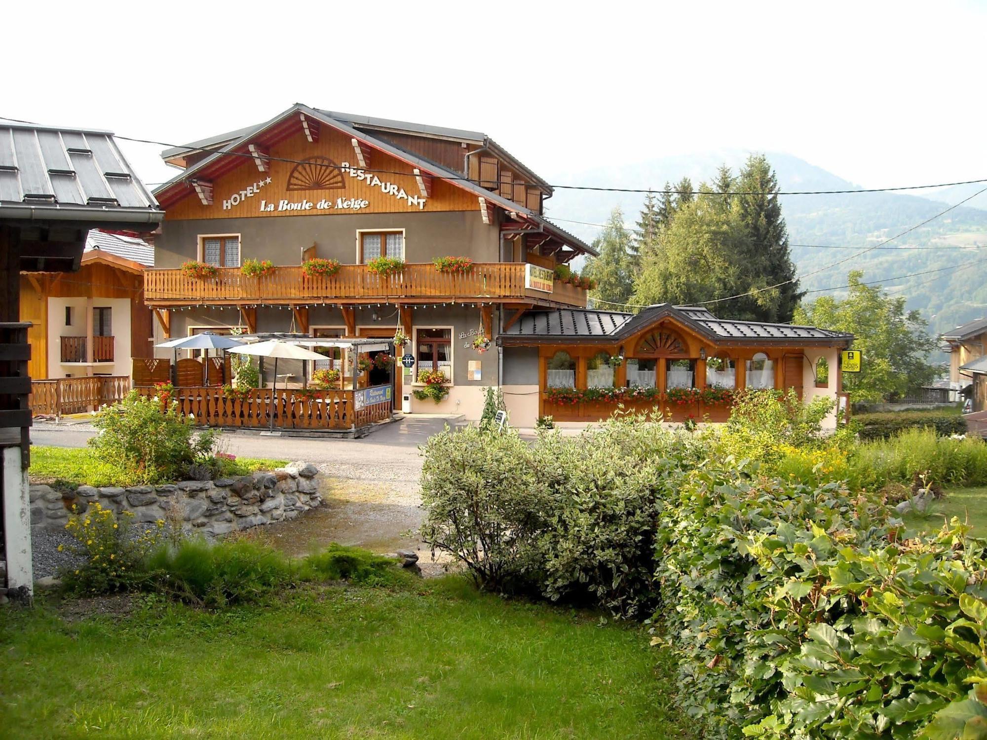La Boule De Neige Hotel Samoens Exterior photo